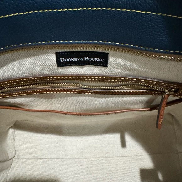 Blue tote - Picture 4 of 5